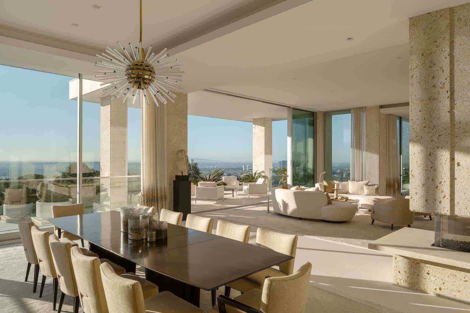 A COMPARISON OF THE MOST LUXURIOUS REAL ESTATE MARKETS IN LOS ANGELES